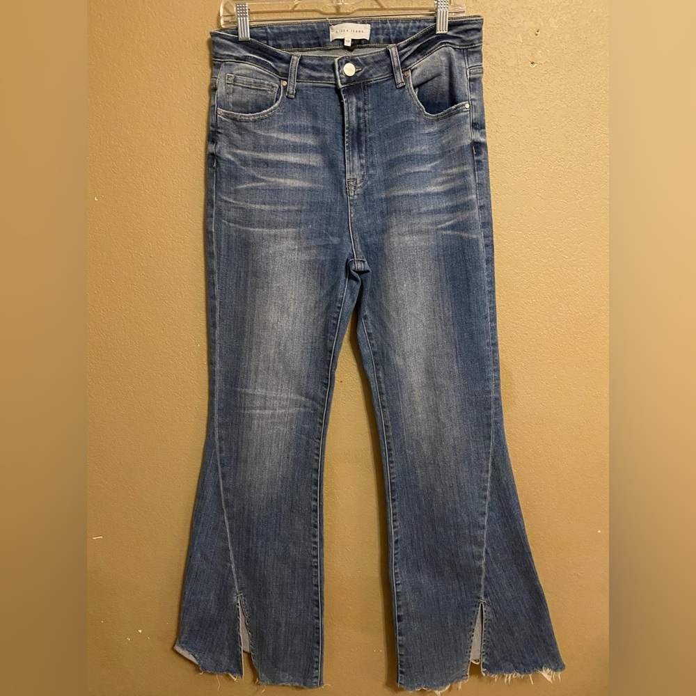 Risen High-Rise Bell Bottom Raw Hem Jeans Front Slits Women Size 13/31